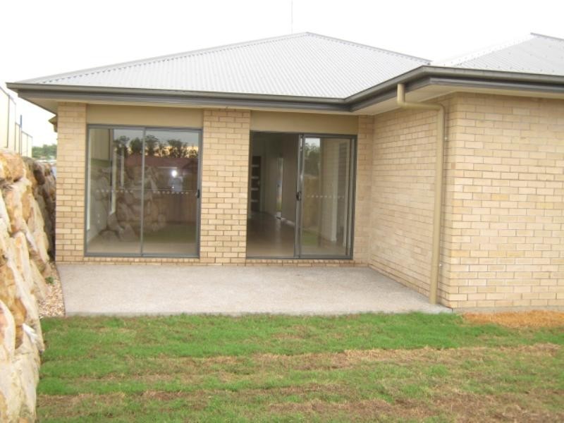 21 Higgins Street, Collingwood Park QLD 4301