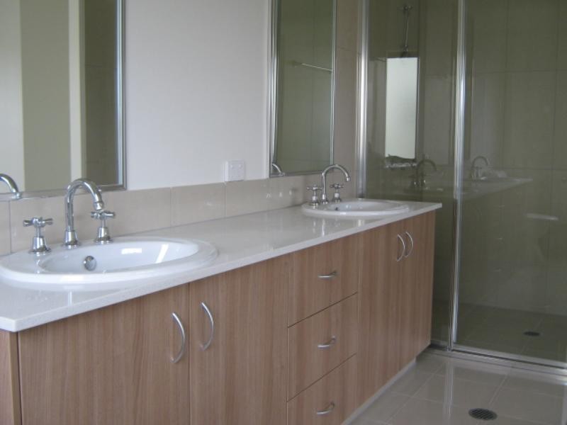 Collingwood Park QLD 4301