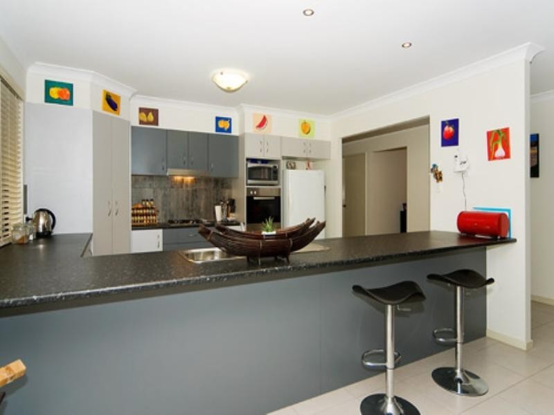 30 Jeff Collins Circuit, Bellbird Park QLD 4300