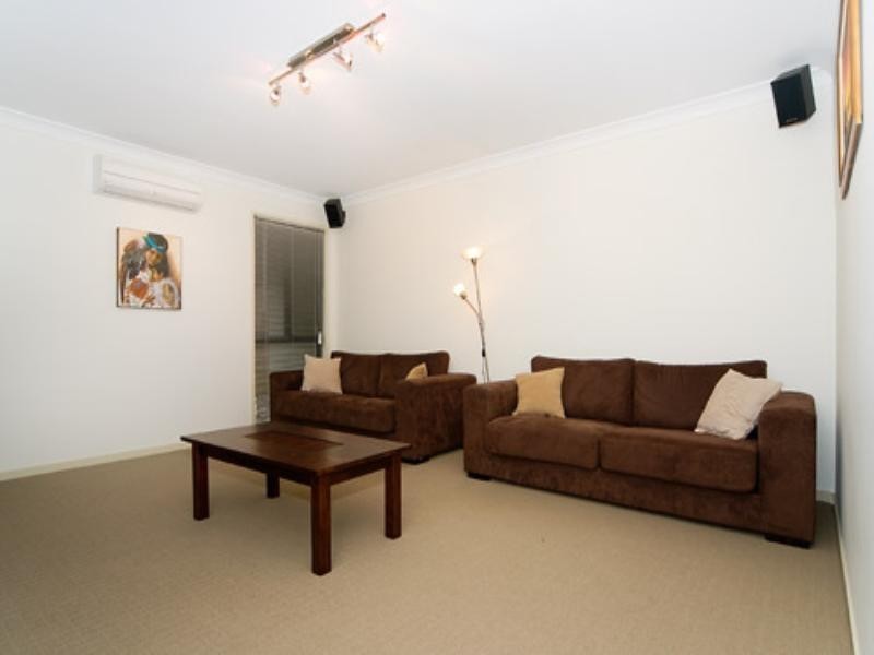 30 Jeff Collins Circuit, Bellbird Park QLD 4300