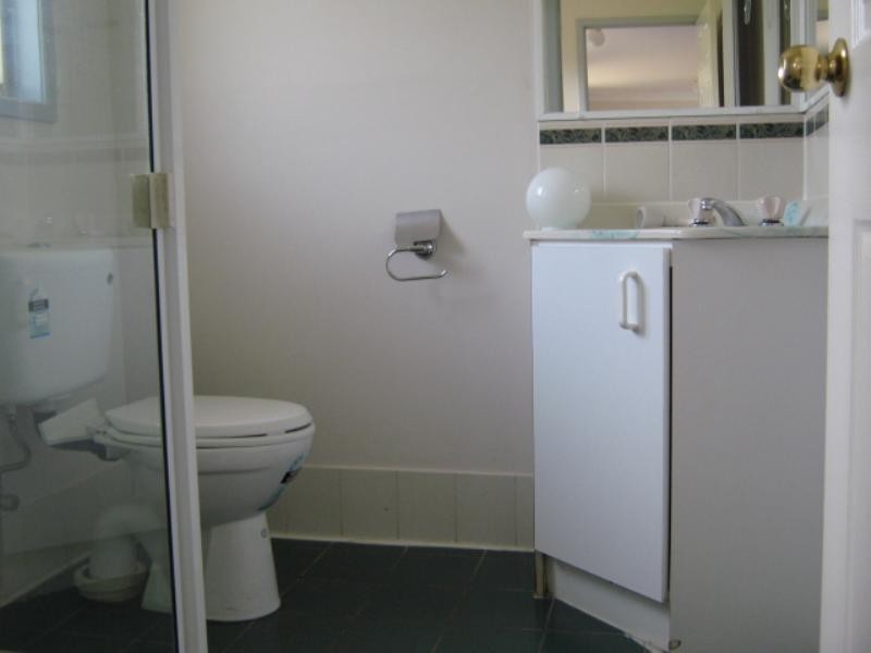 7 Jason Court, Redbank Plains QLD 4301