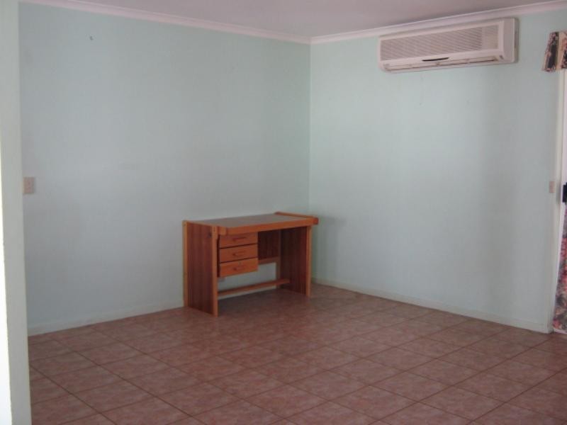 16 Vanessa Court, Camira QLD 4300