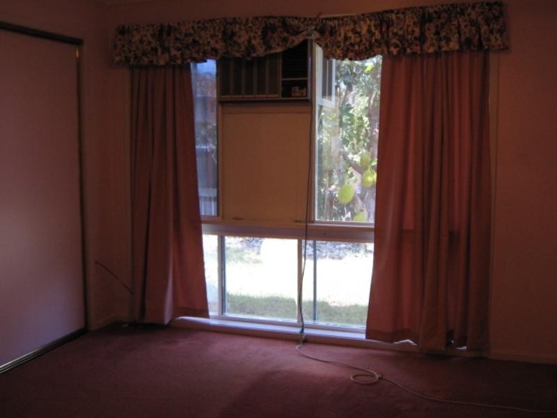 16 Vanessa Court, Camira QLD 4300