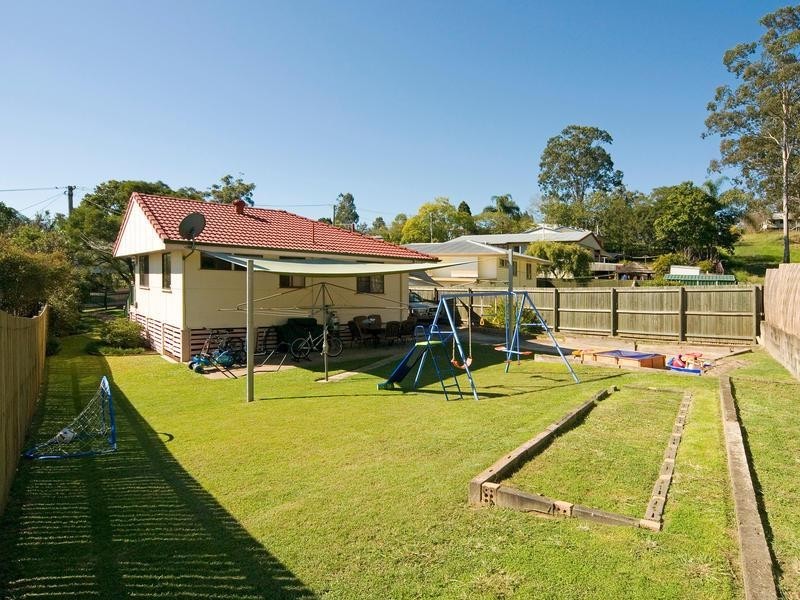 13 Castle Street, Goodna QLD 4300
