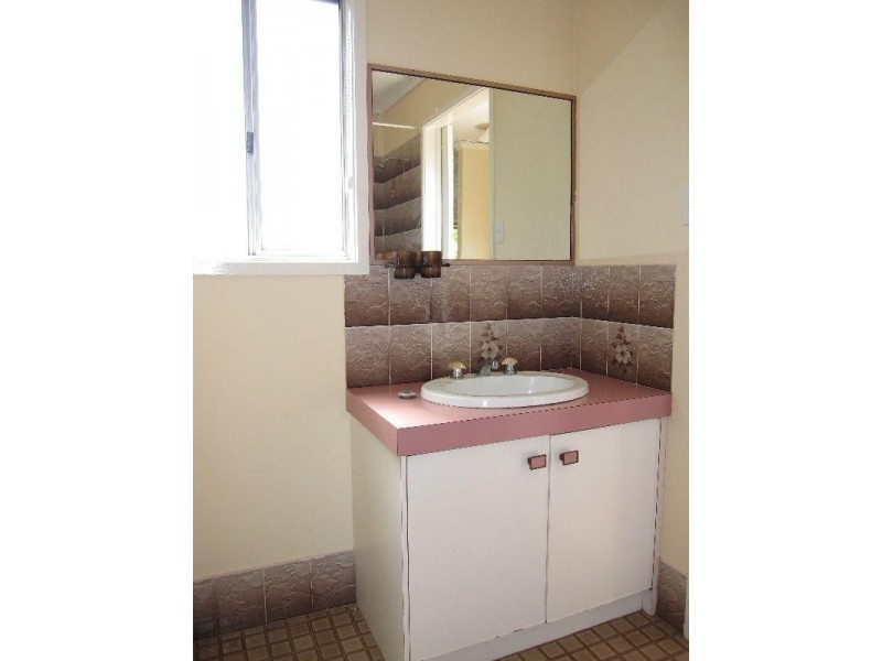 15 Chetwynd Street, Redbank Plains QLD 4301