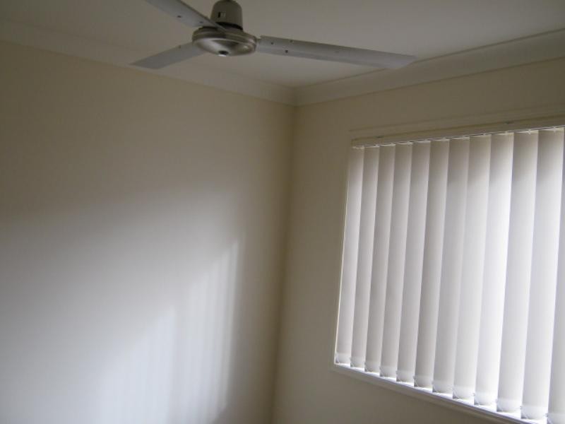 35 Dornoch Crescent, Raceview QLD 4305