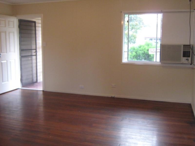 60 Stuart Street, Goodna QLD 4300
