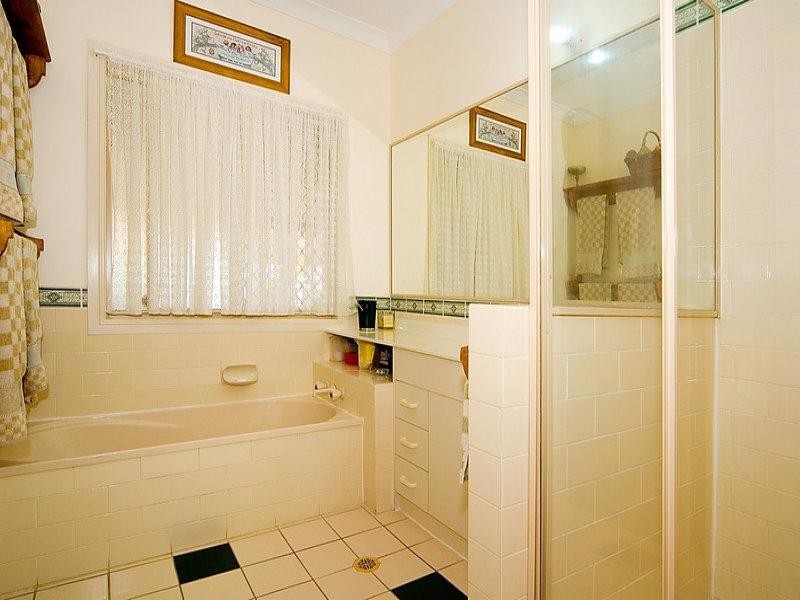 29 Halletts Road, Redbank Plains QLD 4301