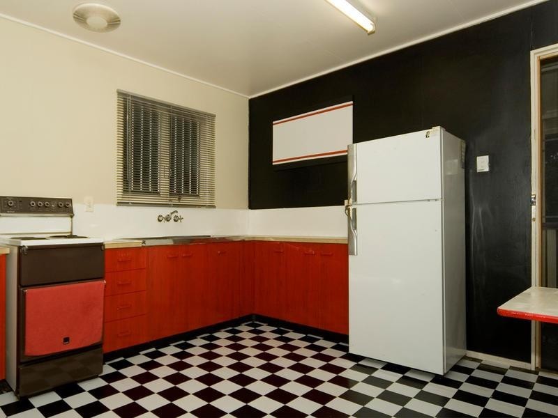 68 Queen Street, Goodna QLD 4300