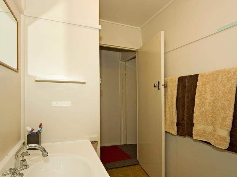 68 Queen Street, Goodna QLD 4300