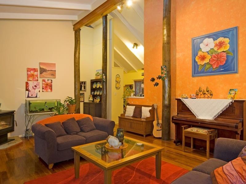 10 Parkwood Avenue, Camira QLD 4300