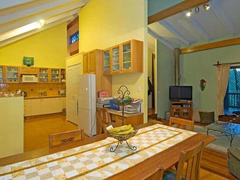 10 Parkwood Avenue, Camira QLD 4300