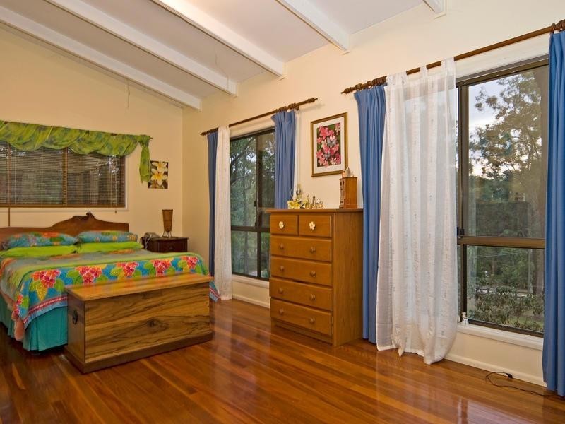 10 Parkwood Avenue, Camira QLD 4300