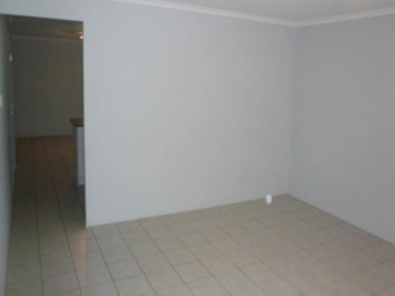 11 Sutherland, Goodna QLD 4300