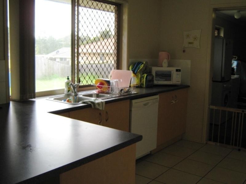 10 Bloom Way, Goodna QLD 4300