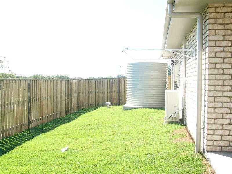 8 ROGERS Way, Redbank Plains QLD 4301