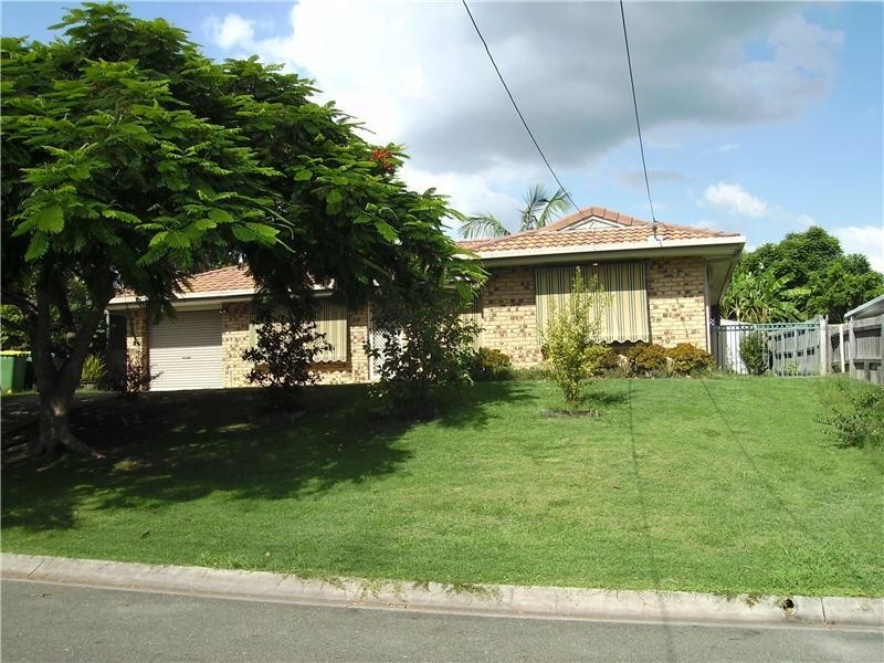 5 Price Close, Redbank Plains QLD 4301