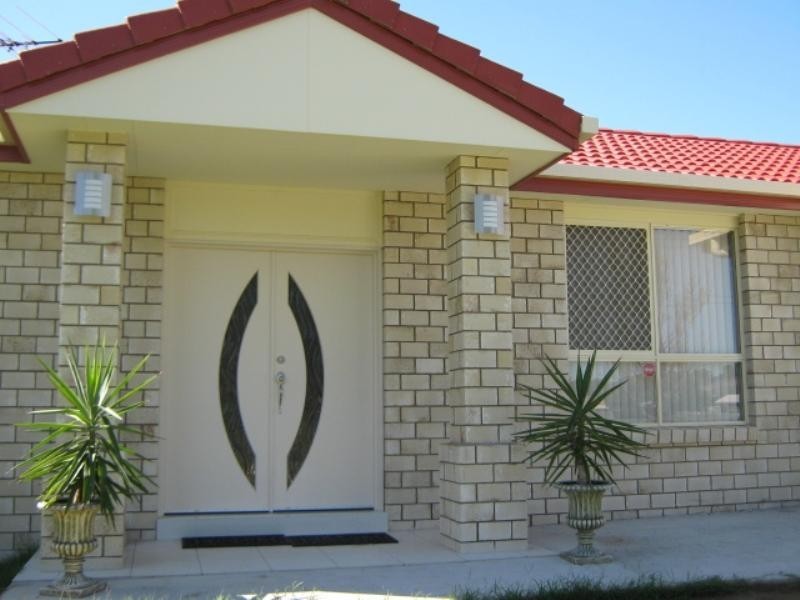 6 Llewellyn Street, Redbank Plains QLD 4301