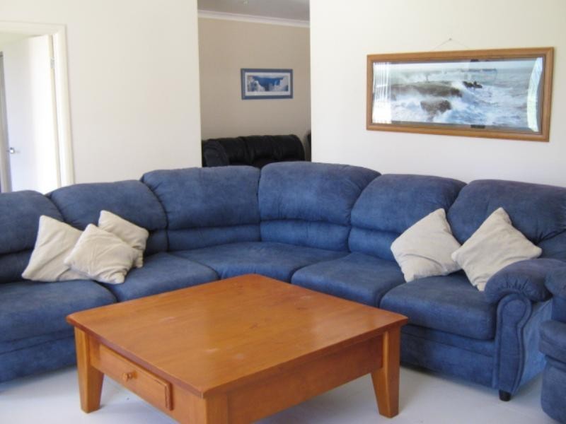 6 Llewellyn Street, Redbank Plains QLD 4301