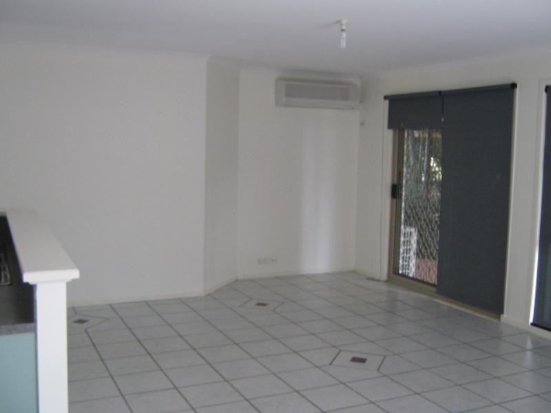 33 Knight Street, Redbank Plains QLD 4301