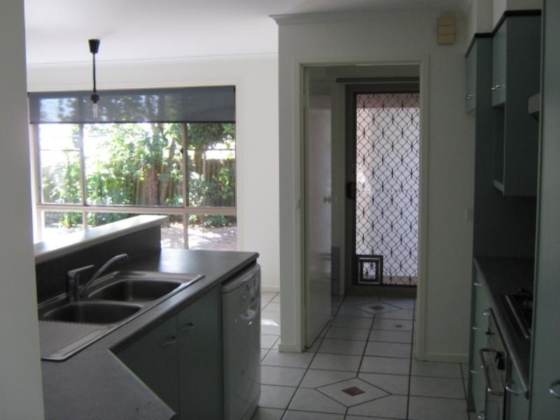 33 Knight Street, Redbank Plains QLD 4301