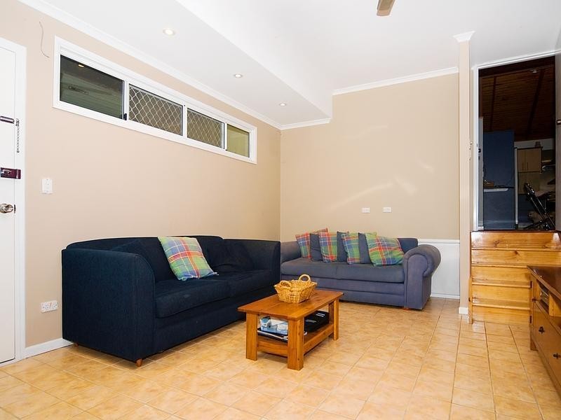 17 Karen Street, Camira QLD 4300