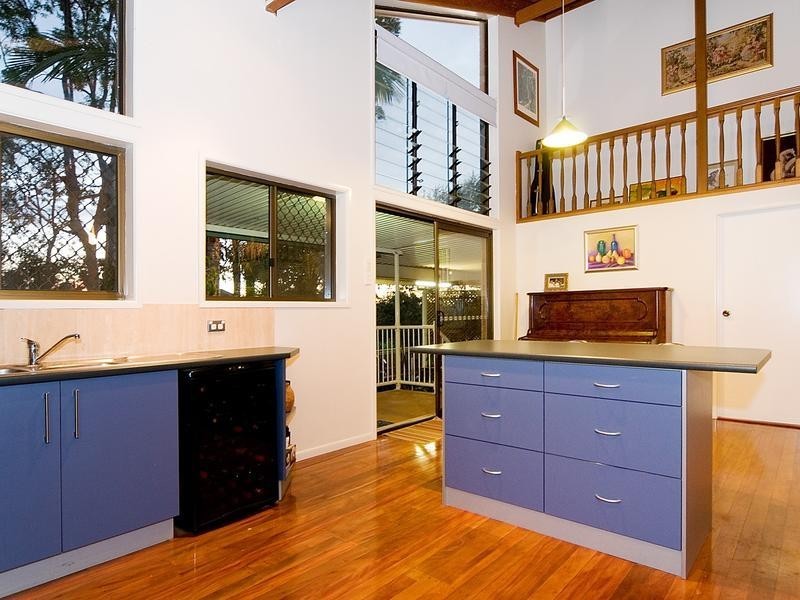 17 Karen Street, Camira QLD 4300