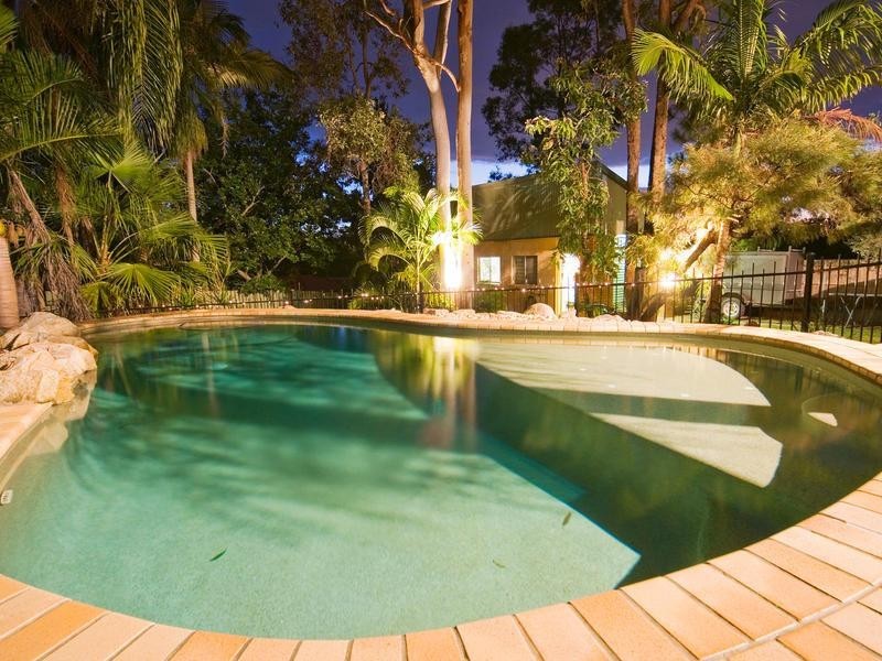 17 Karen Street, Camira QLD 4300