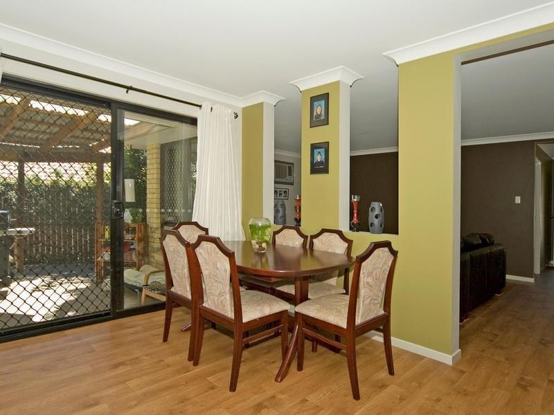 9 Bloodwood Place, Redbank QLD 4301