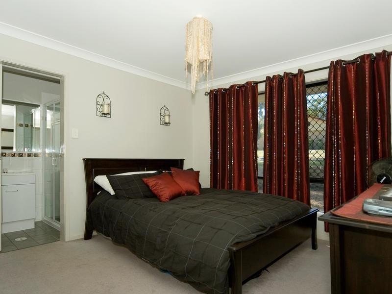 9 Bloodwood Place, Redbank QLD 4301