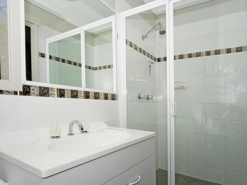 9 Bloodwood Place, Redbank QLD 4301