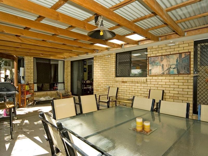 9 Bloodwood Place, Redbank QLD 4301