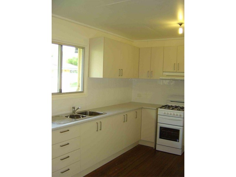 43 Price Street, Riverview QLD 4303