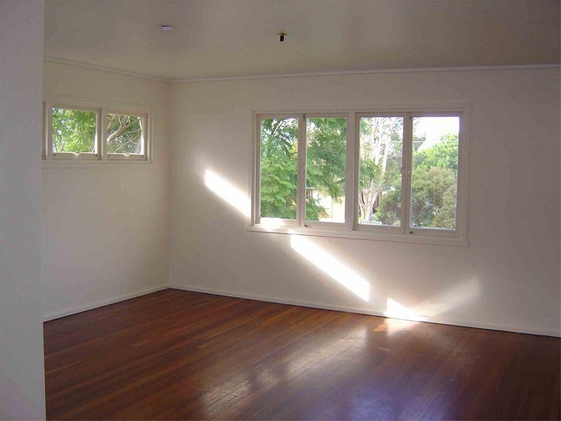 43 Price Street, Riverview QLD 4303