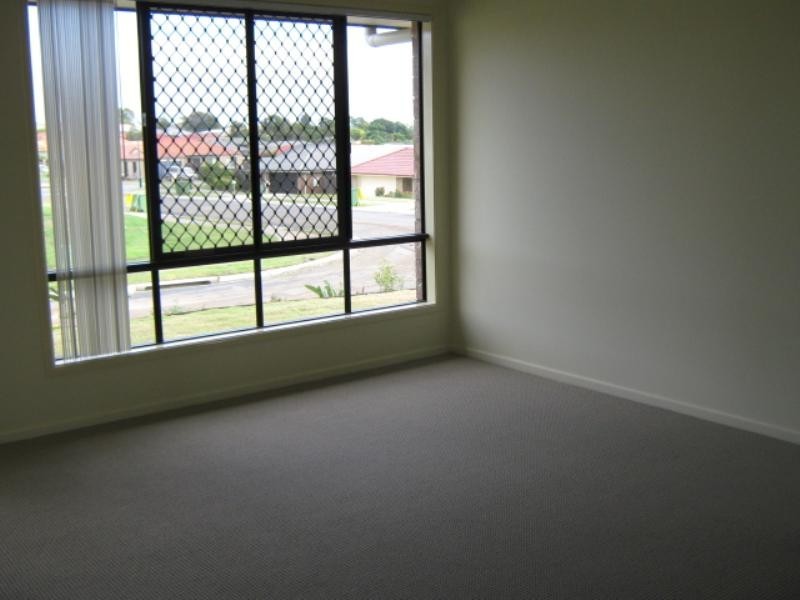 1 Coombes Court, Redbank Plains QLD 4301