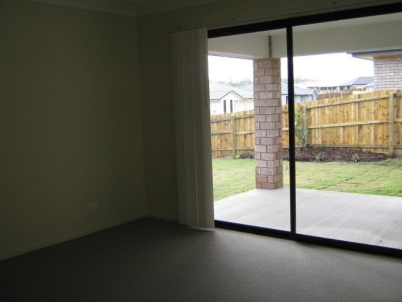 1 Coombes Court, Redbank Plains QLD 4301