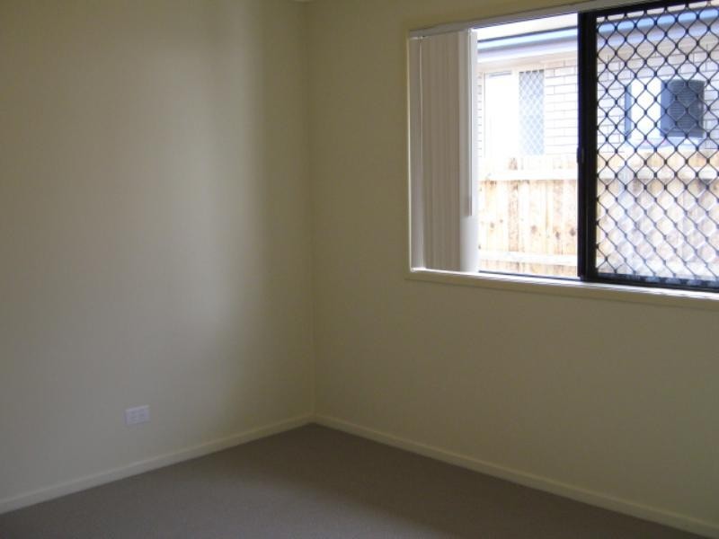 1 Coombes Court, Redbank Plains QLD 4301