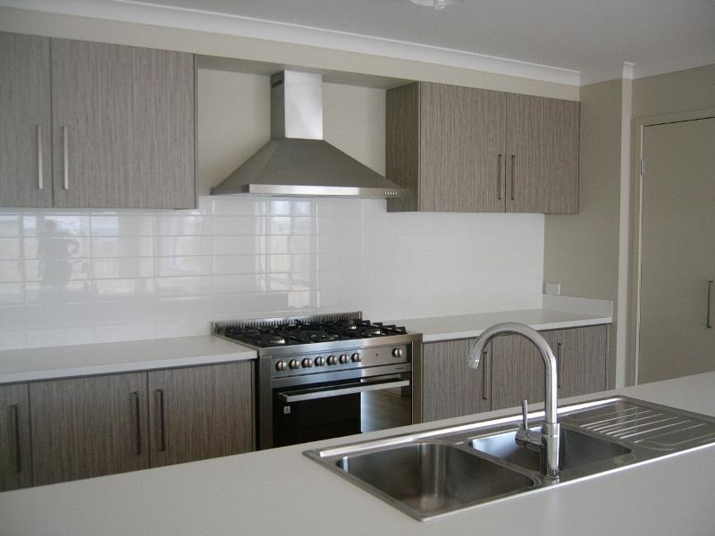 14 Cobbin Court, Redbank Plains QLD 4301