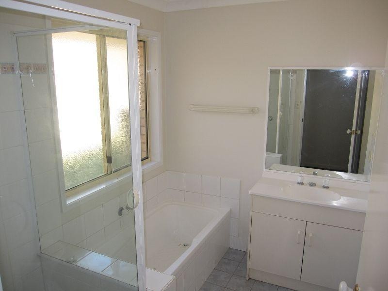 6 Henry Samuel Drive, Redbank Plains QLD 4301