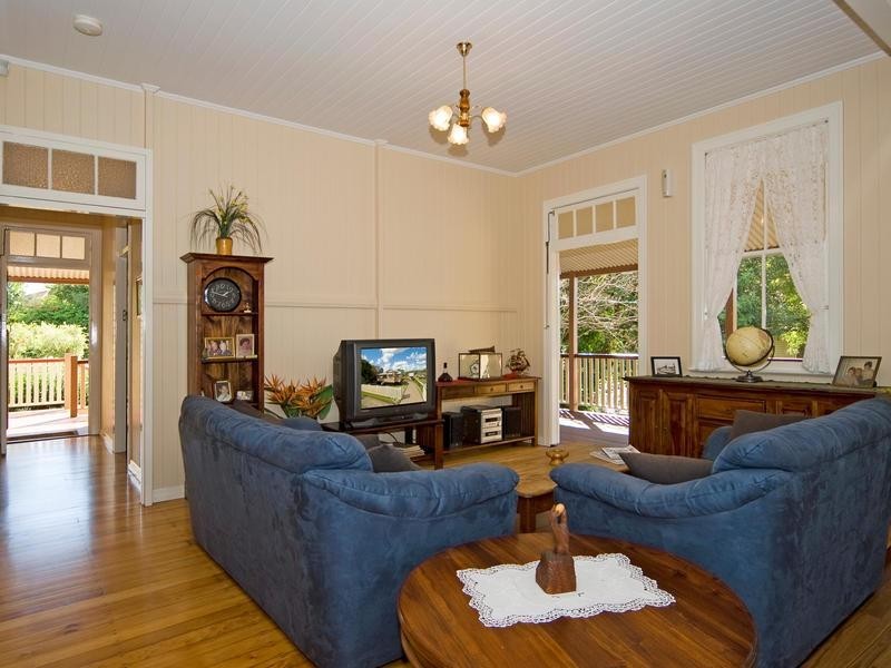 10 Kerwick Street, Redbank QLD 4301