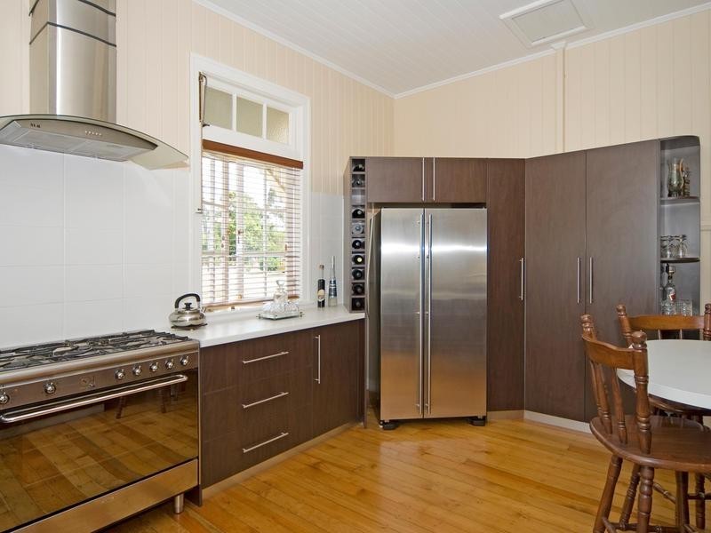 10 Kerwick Street, Redbank QLD 4301