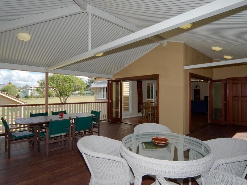 10 Kerwick Street, Redbank QLD 4301