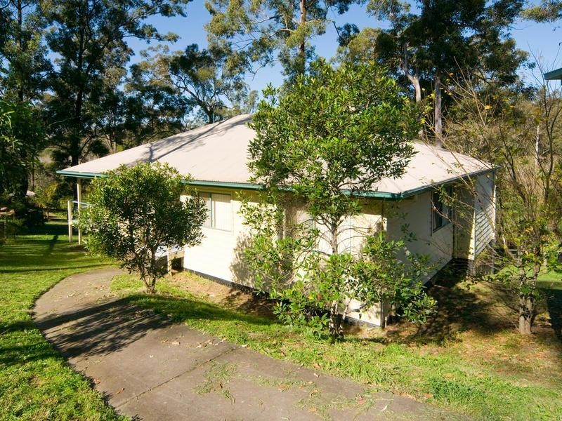 6 Redgum Court, Bellbird Park QLD 4300