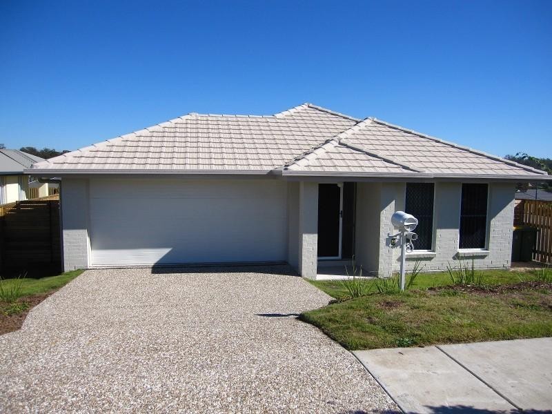 8 Rogers Way, Redbank Plains QLD 4301