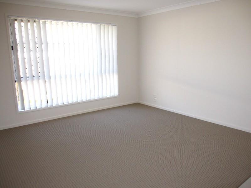 8 Rogers Way, Redbank Plains QLD 4301