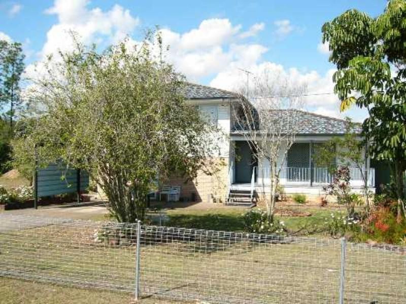 1 Boscawan Crescent, Bellbird Park QLD 4300