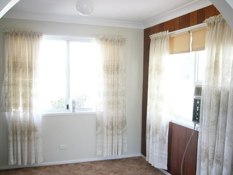 1 Boscawan Crescent, Bellbird Park QLD 4300