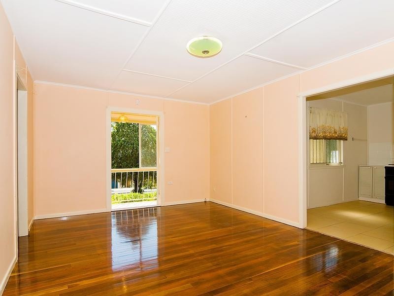 1a William Street, Bundamba QLD 4304
