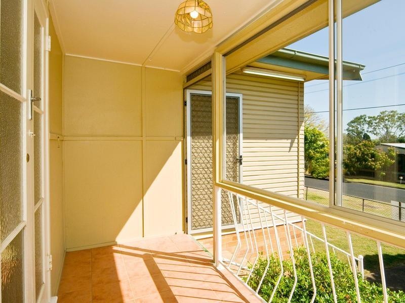 1a William Street, Bundamba QLD 4304