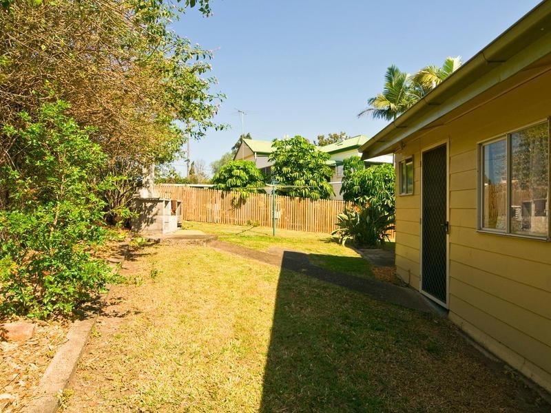 1a William Street, Bundamba QLD 4304